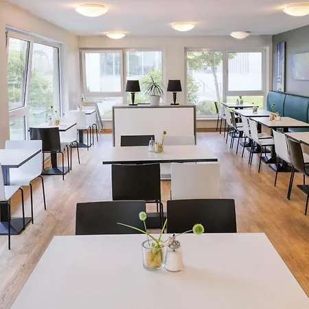 B&B Hotel Stuttgart-Vaihingen-2